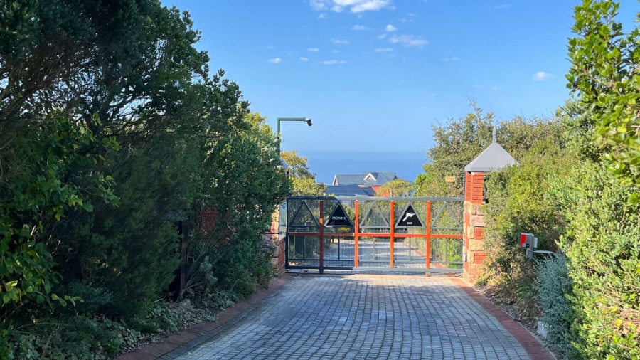 6 Bedroom Property for Sale in Herolds Bay Western Cape